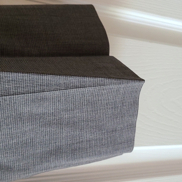 Banana Republic Dress Pants - Picture 3 of 6